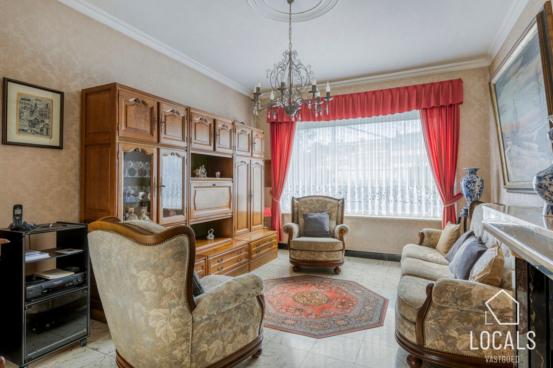 Te renoveren woning kortbij station Ninove foto 2