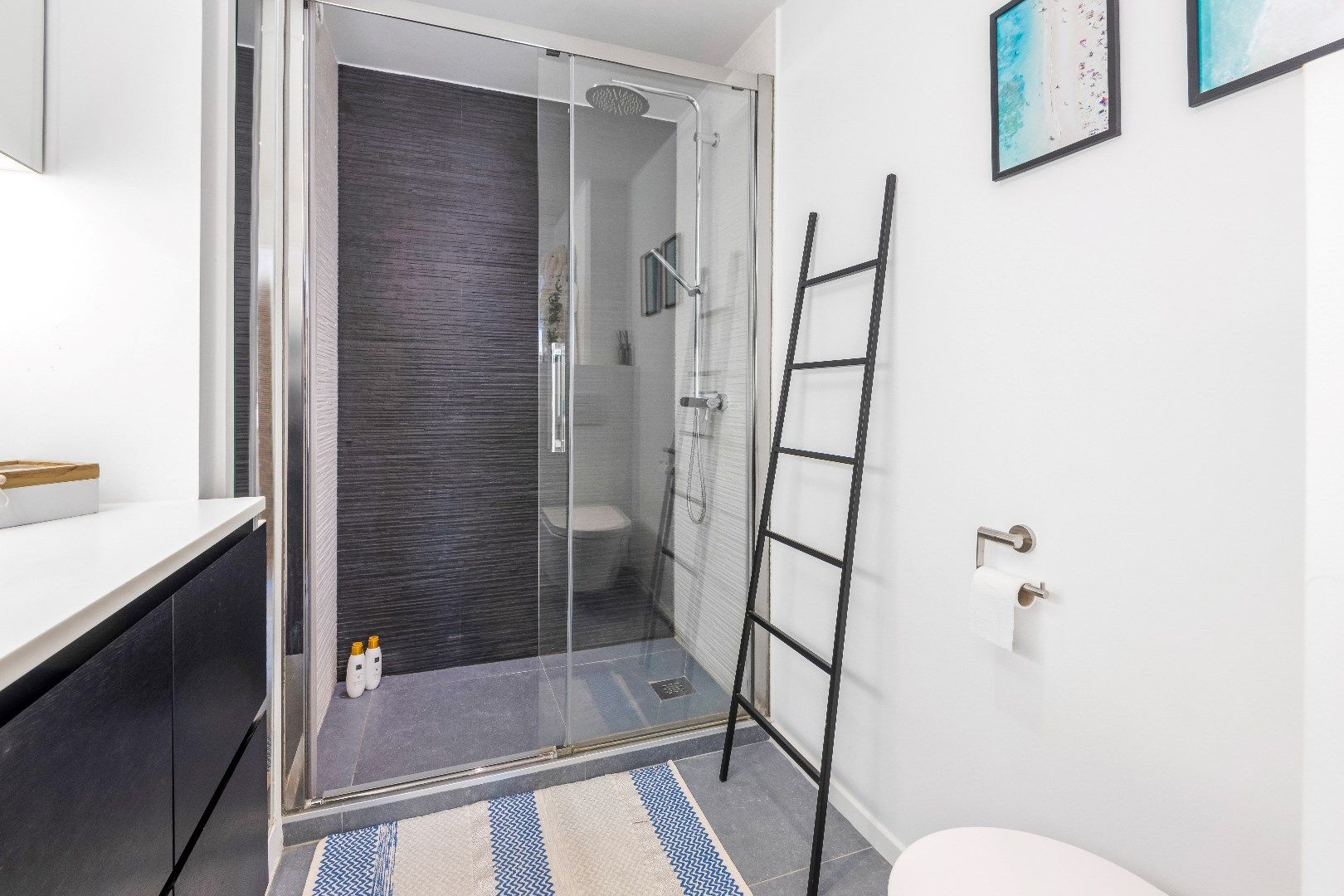 Mooi vernieuwd appartement centraal gelegen op de Paul Parmentierlaan foto 12