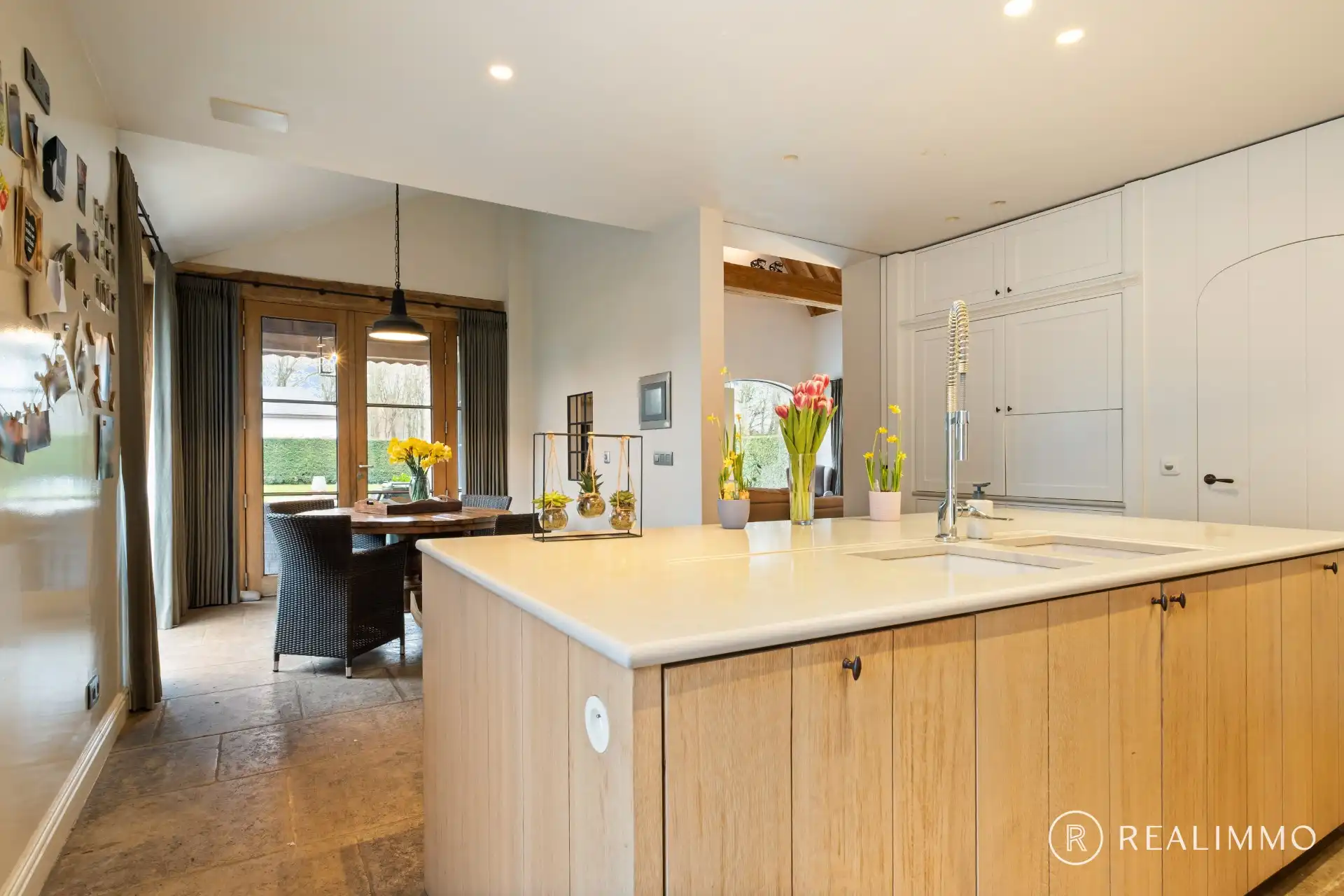 EXCLUSIEVE VILLA TE KOOP IN ZULTE foto 15