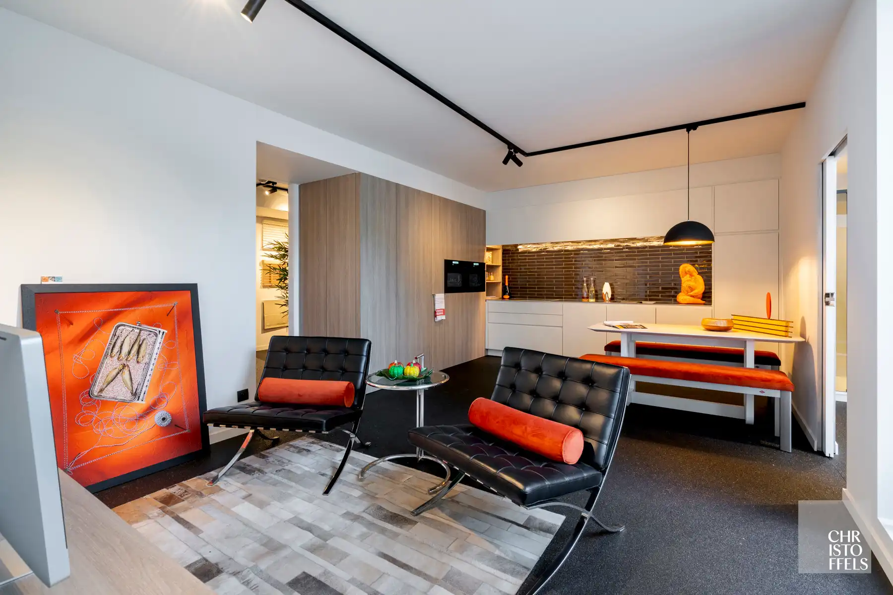 Multifunctioneel gebouw met 2 wooneenheden, kantoor en showroom op een perceel van 2.074 m²! foto 22