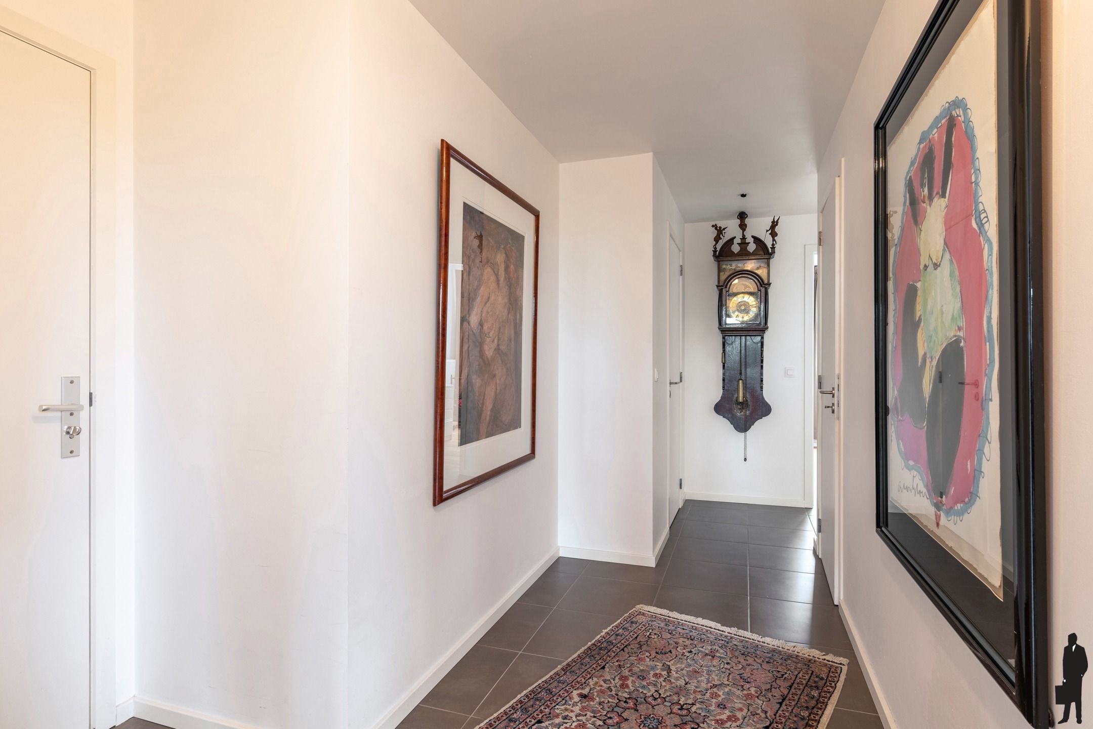 Modern 2-slaapkamer appartement met prachtig uitzicht foto 2