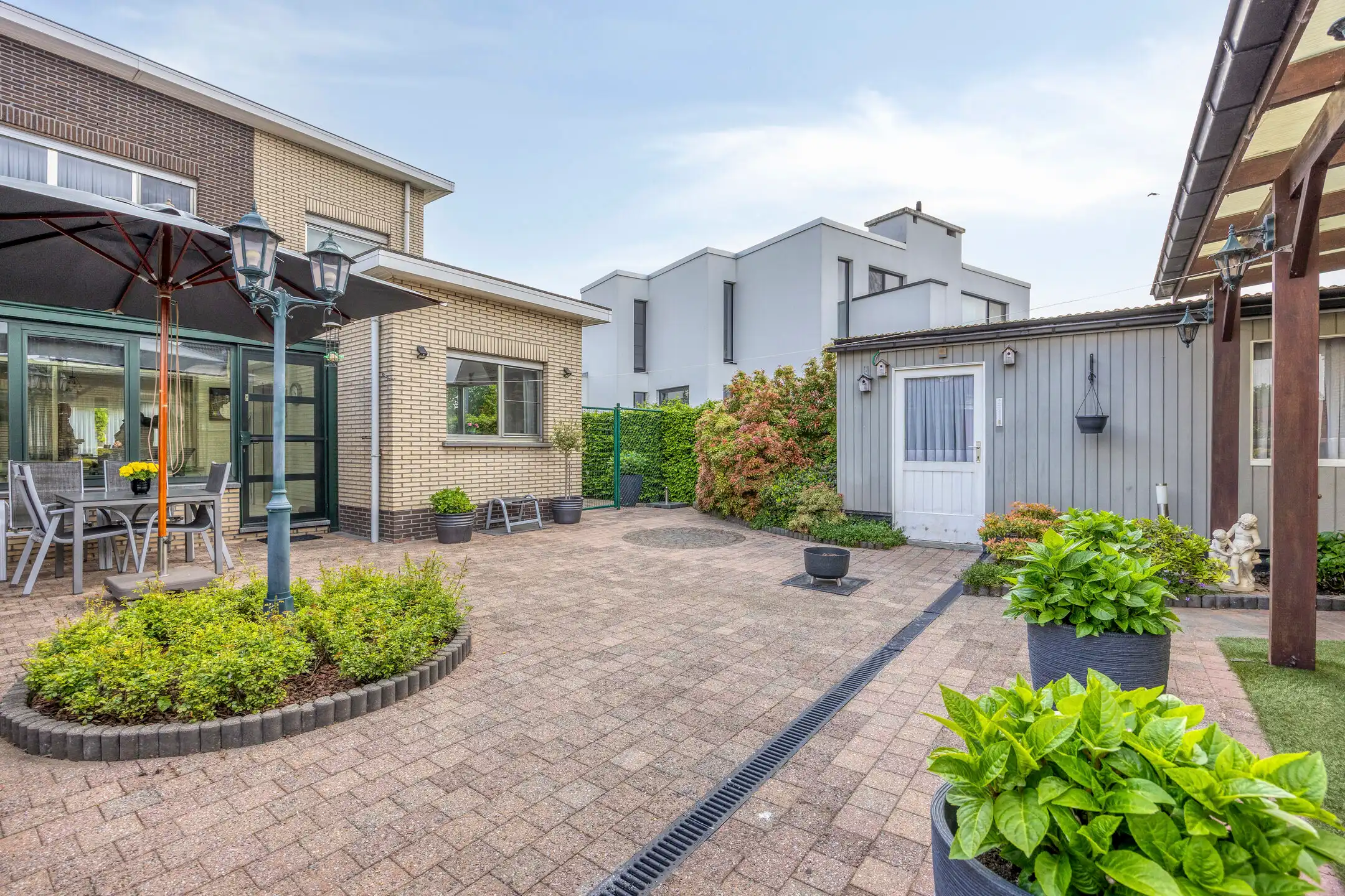 Ideale gezinswoning met 3 slaapkamers en dubbele garage foto 27