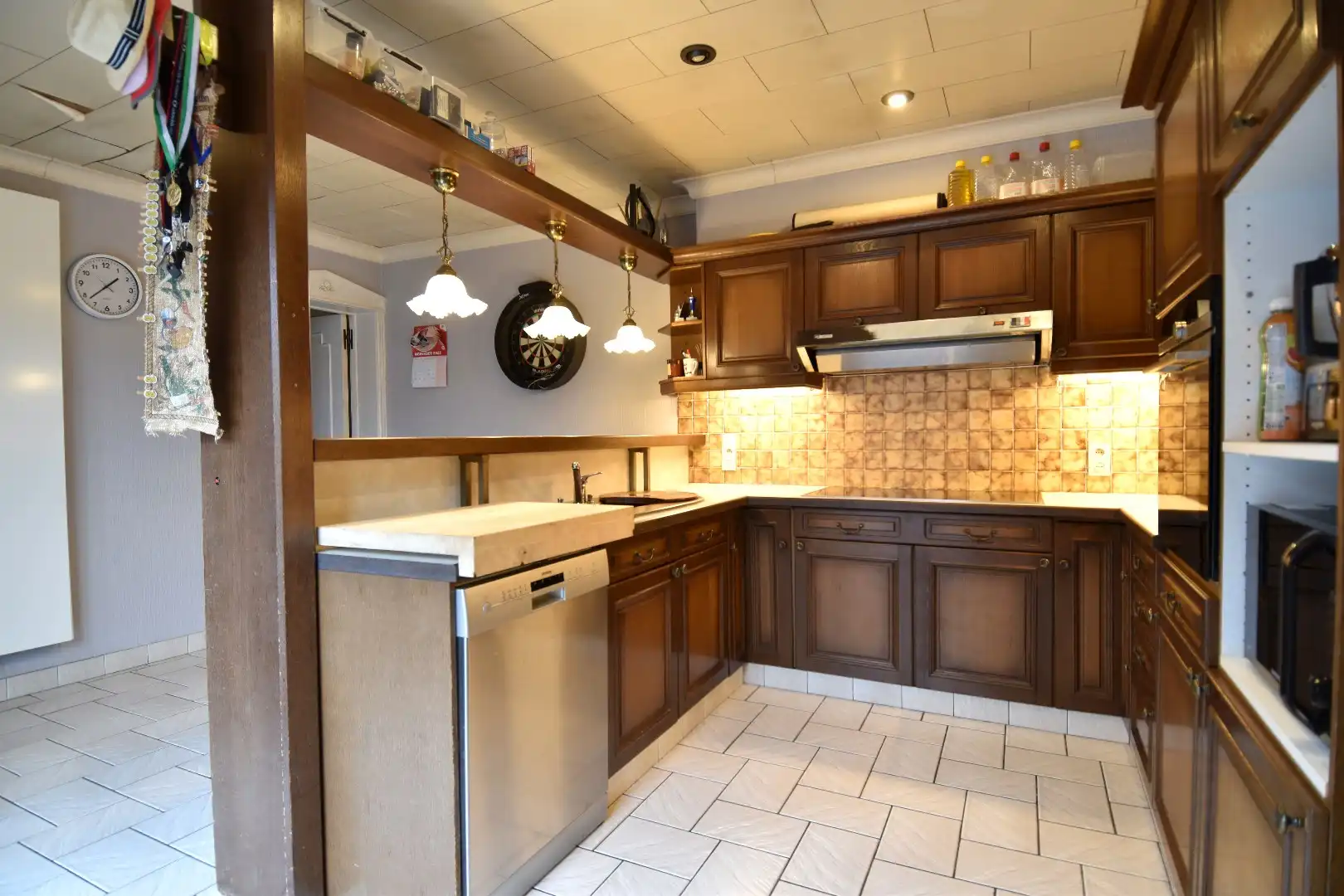 Charmante woning met 3 slaapkamers (mogelijkheid tot meer), dubbele garage en tuin te koop in Lendelede foto 6