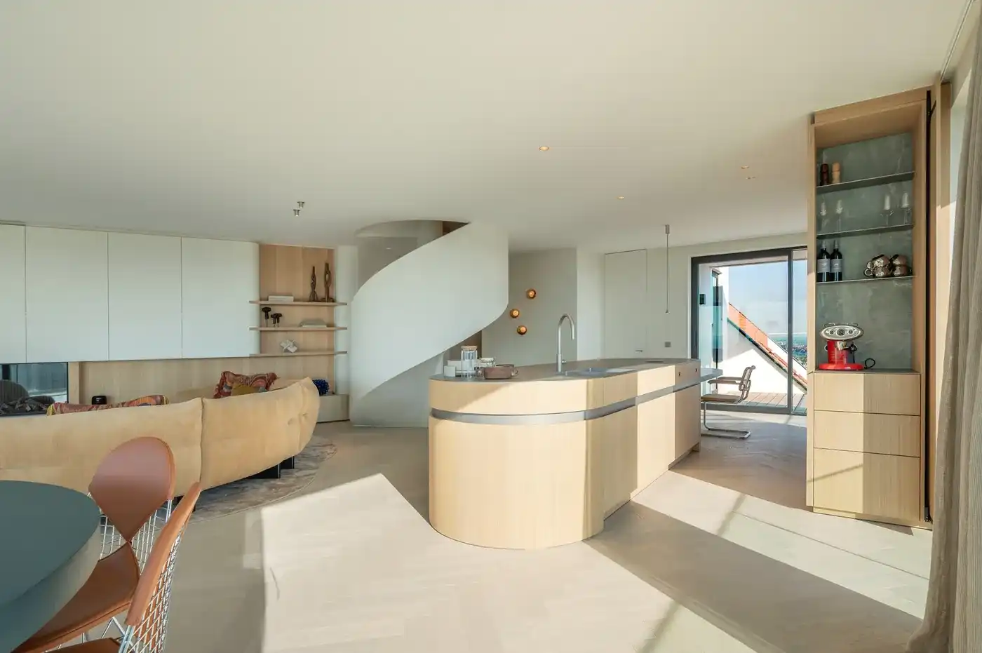 Uitzonderlijk duplex penthouse met een ideale oriëntatie en een fenomenaal panoramisch zicht over de Noordzee, Duinbergen en het Albertstrand foto 11