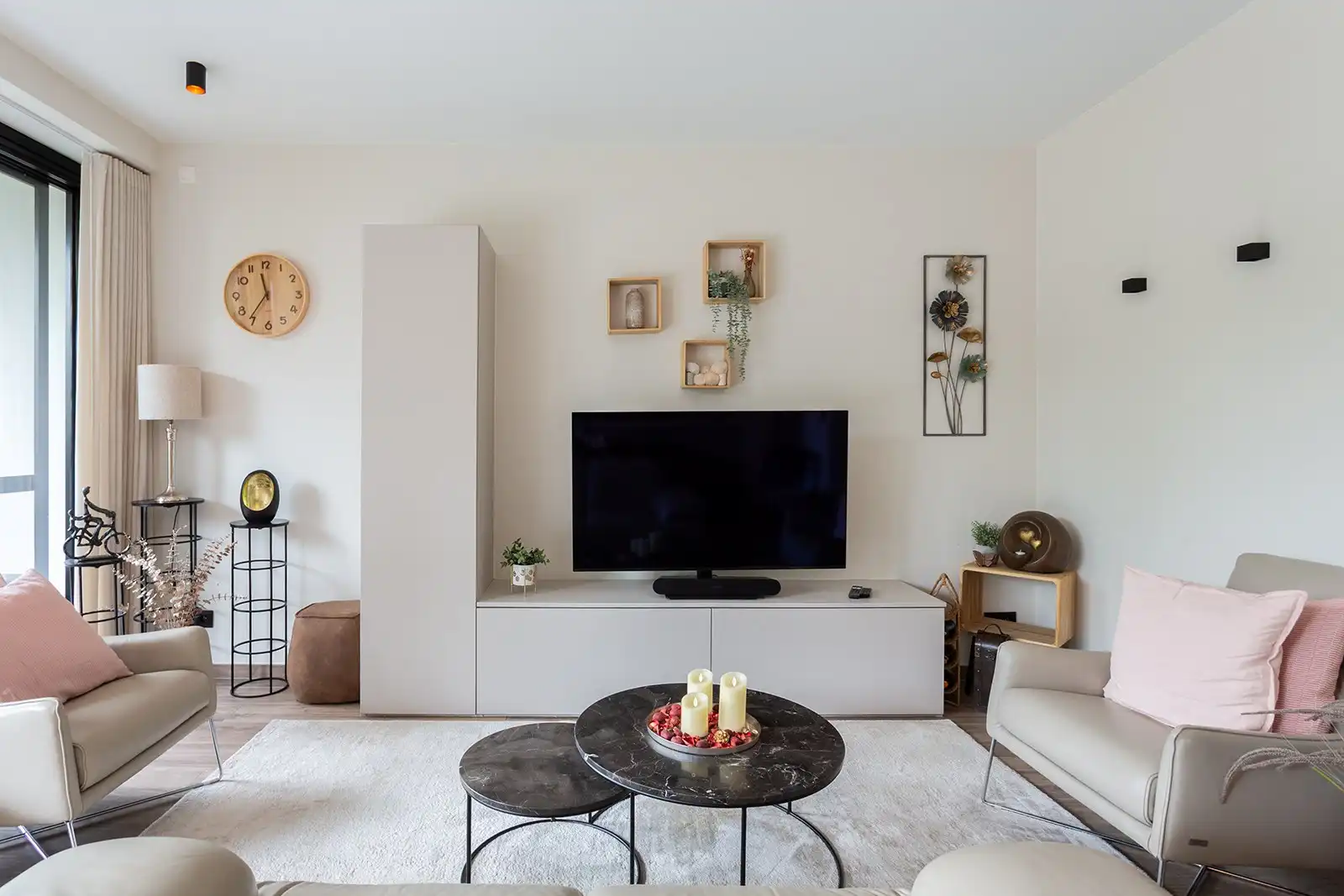 Stijlvol nieuwbouwappartement in idyllisch binnengebied foto 17