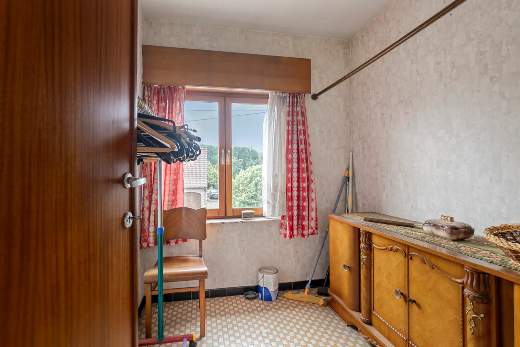 Te renoveren HOB met 3 slaapkamers en garage foto 16