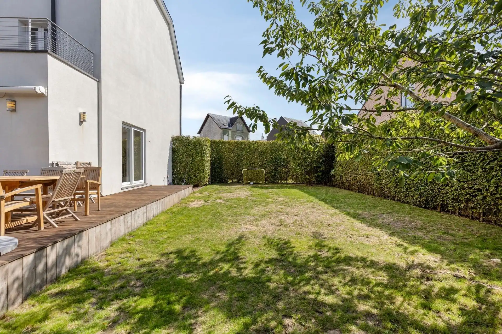 Volledig gerenoveerde serristenvilla foto 29