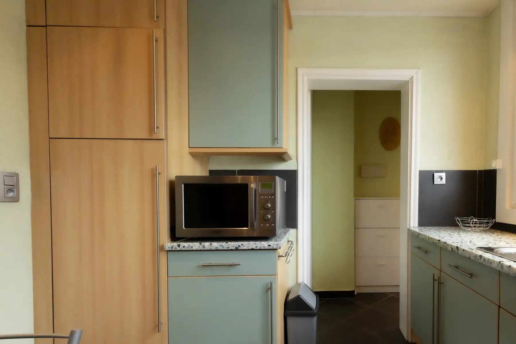 Appartement te koop in Merksem – 2 slaapkamers – lage kosten foto 4
