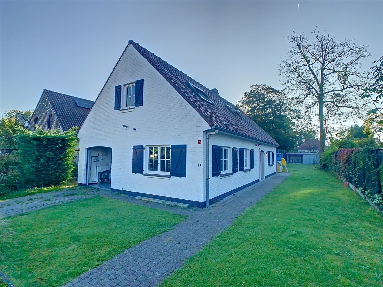 MOOIE VILLA MET RUIME SLAAPKAMERS foto 2