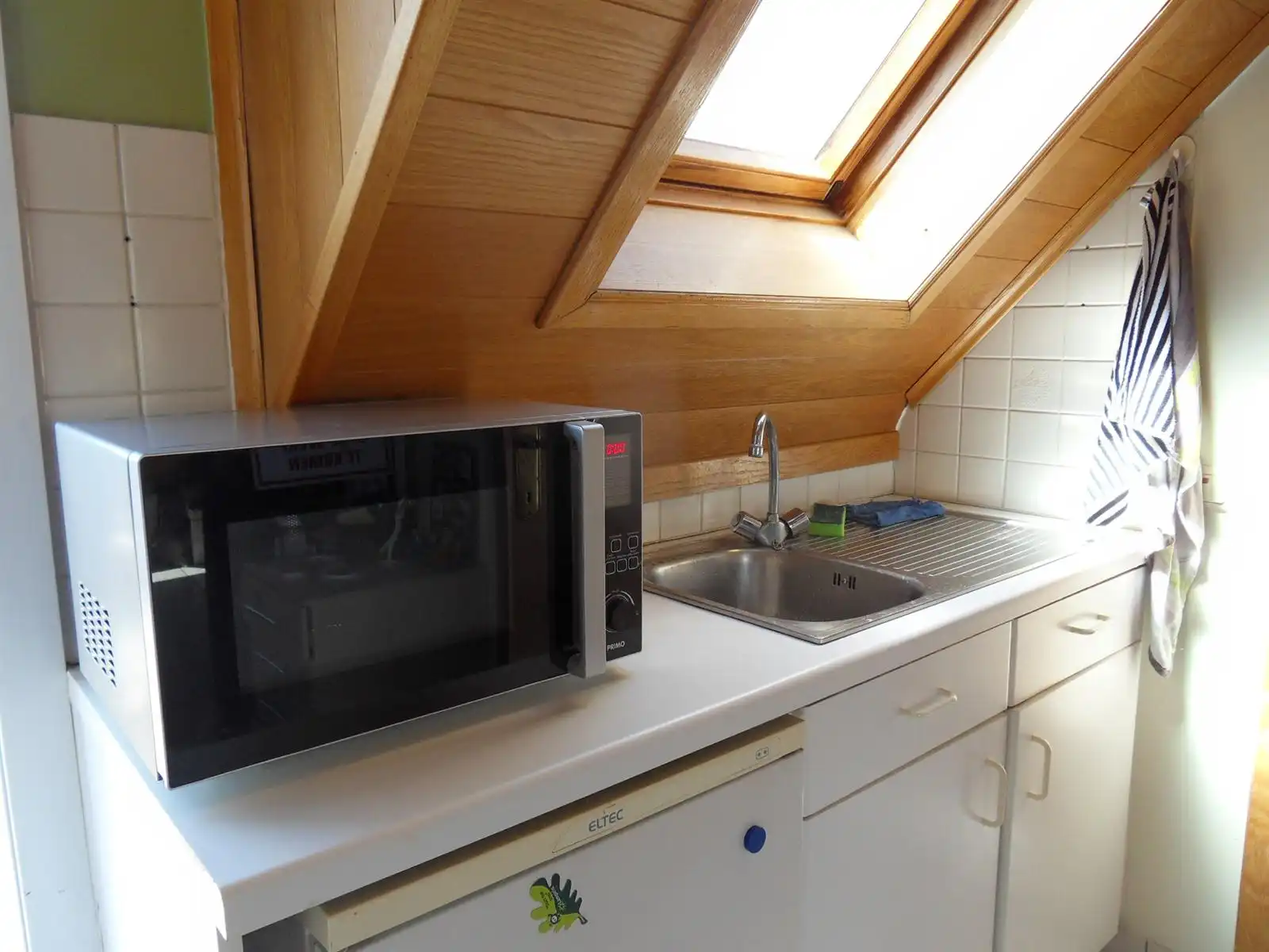 Studio met terras nabij centrum.  foto 5