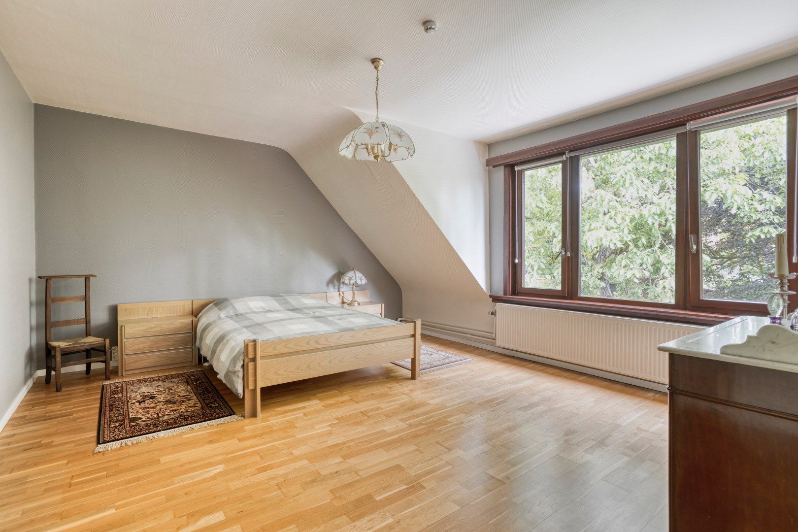 Charmante woning van 256 m2 met 4 slaapkamers te Wommelgem!  foto 17