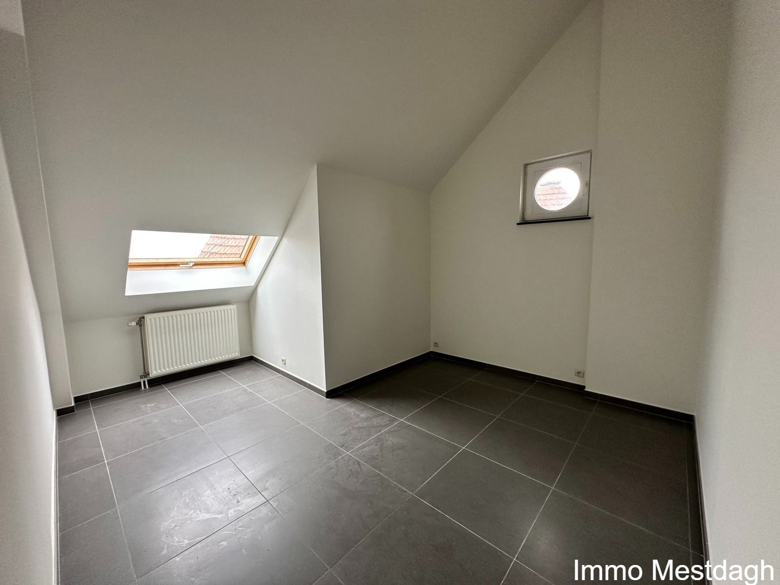 Opbrengsteigendom met 4 appartementen, 3 terrassen foto 33