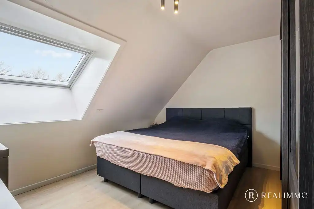 Verzorgde halfopen bebouwing op 364 m² in rustige verkaveling te Avelgem foto 13