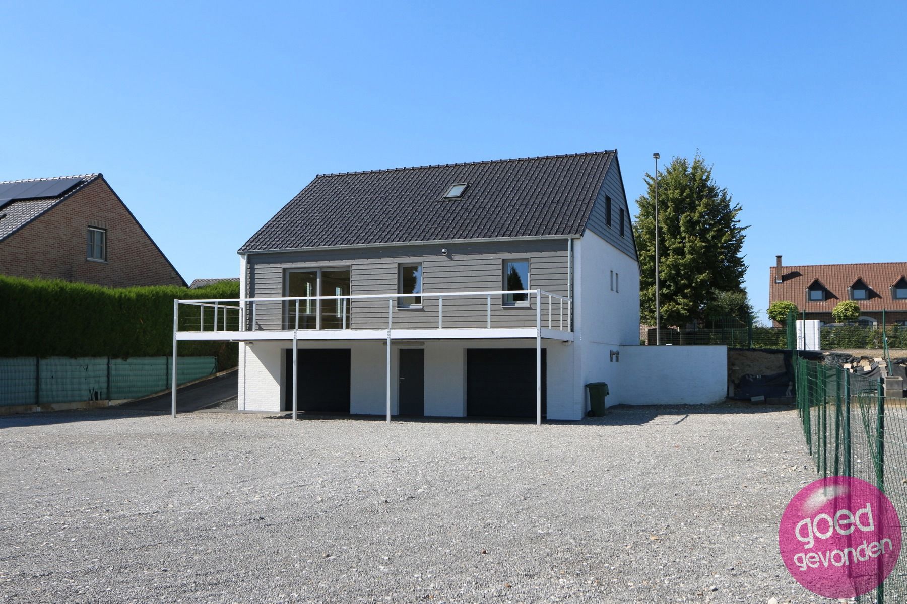 WONING - WERKPLAATS - 4 SLK - 2 GARAGES - TERRAS - TUIN foto 27