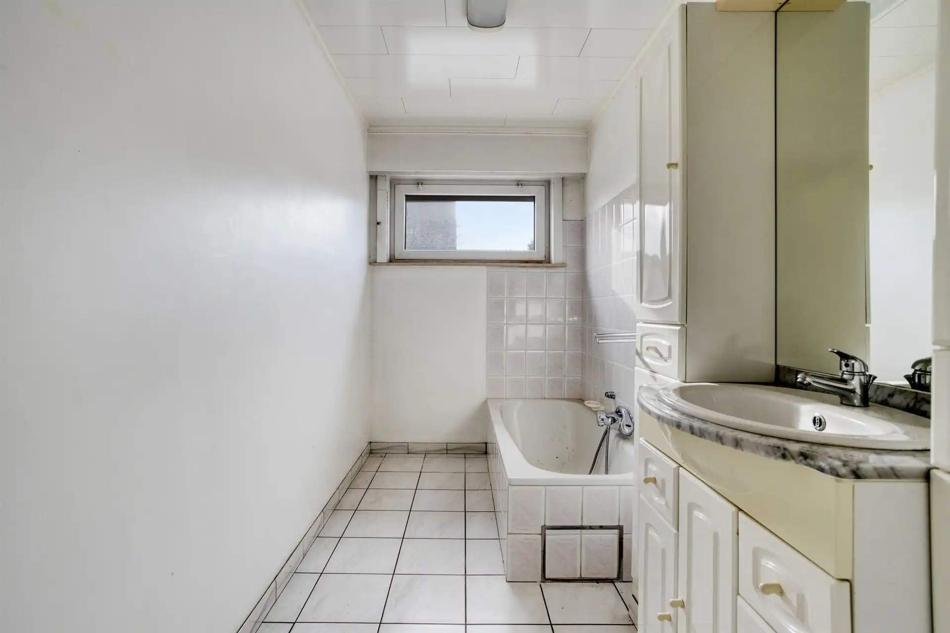 Vrijstaande woning op 612m². Rustig gelegen. foto 12