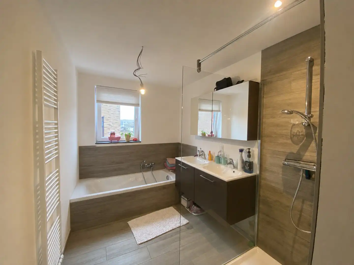 Halfopen woning te huur te Zedelgem foto 11