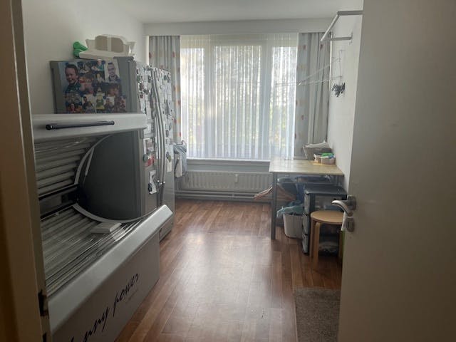 Ruim 3-slaapkamerappartement met terras en garagebox in hartje Genk foto 25