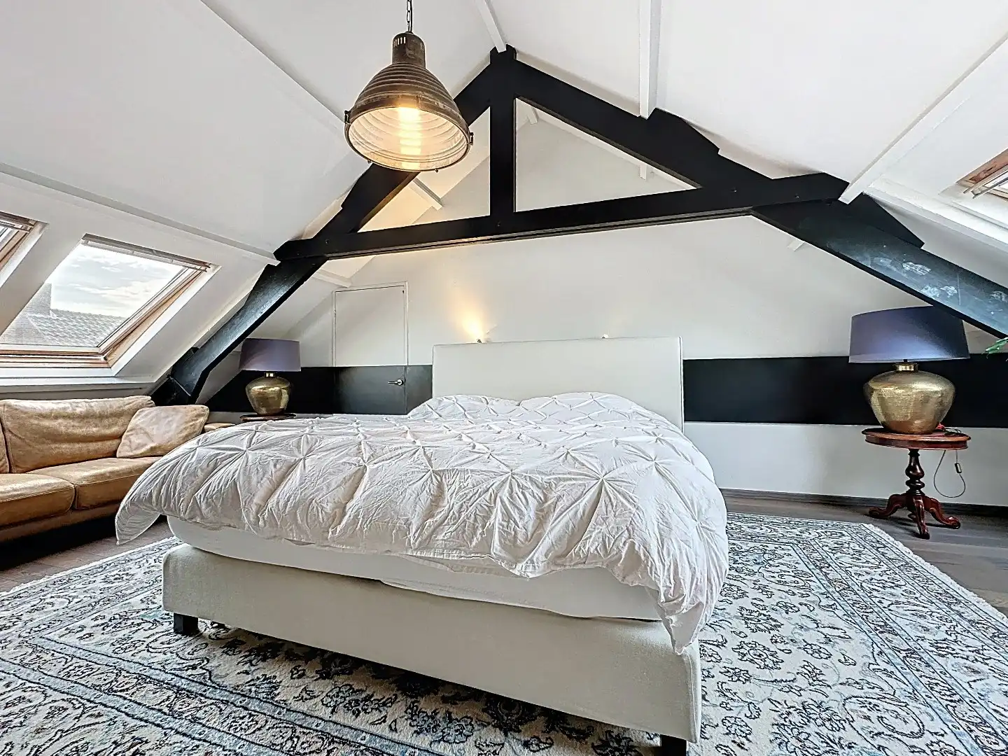 Veelzijdig pand in historisch IJzendijke foto 37