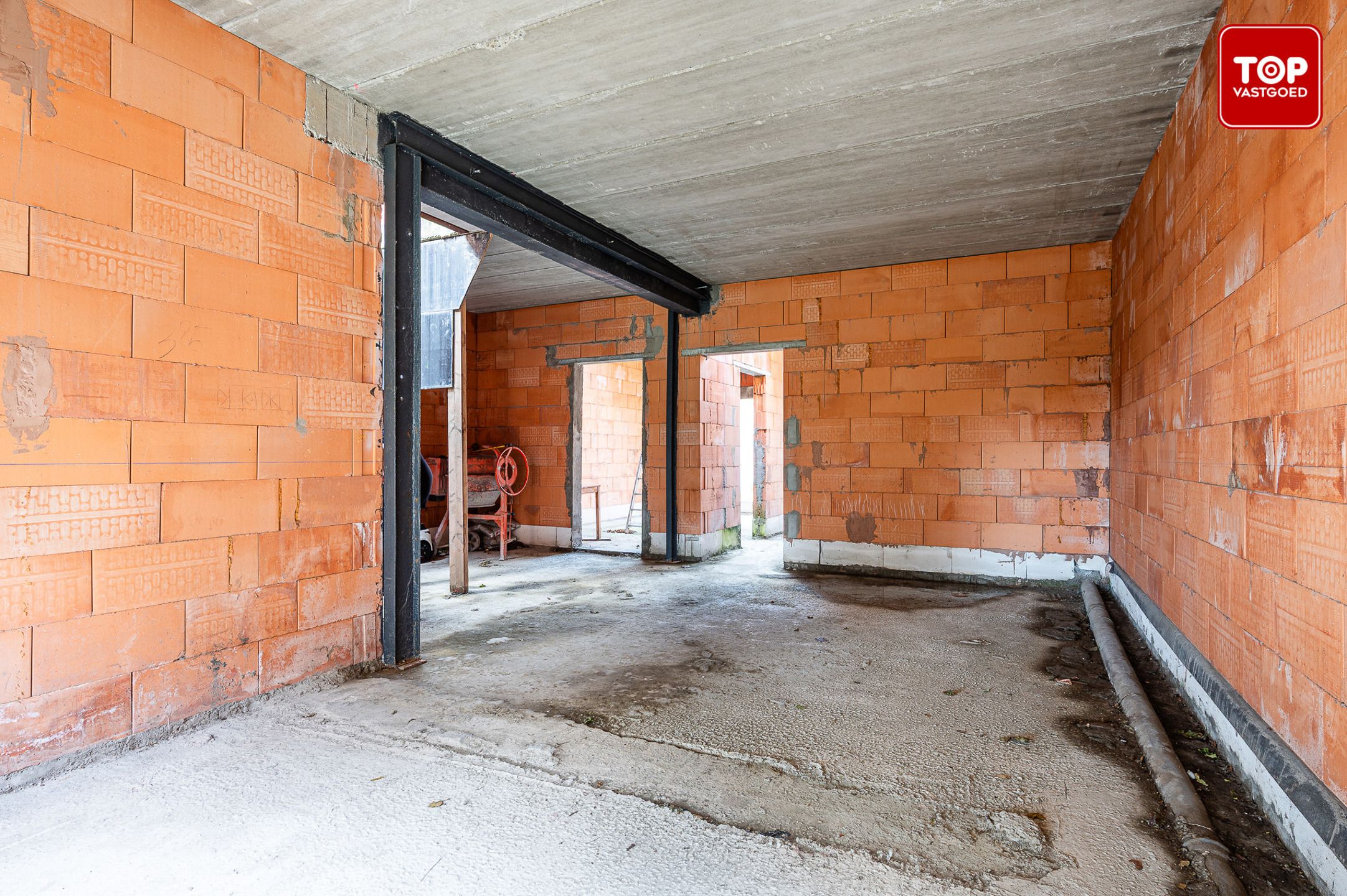 een beloftevolle woning in opbouw, volledig naar eigen smaak af te werken foto 7