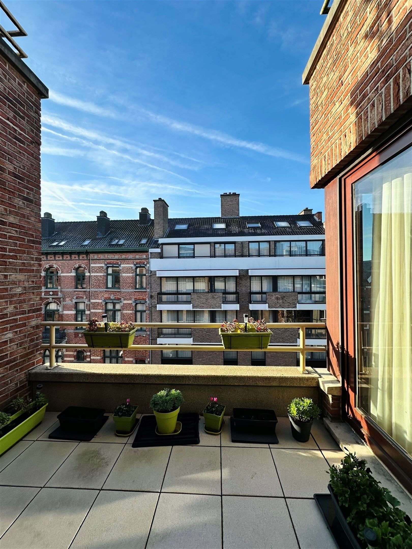 Goed onderhouden appartement in residentie 'Villers' foto 4