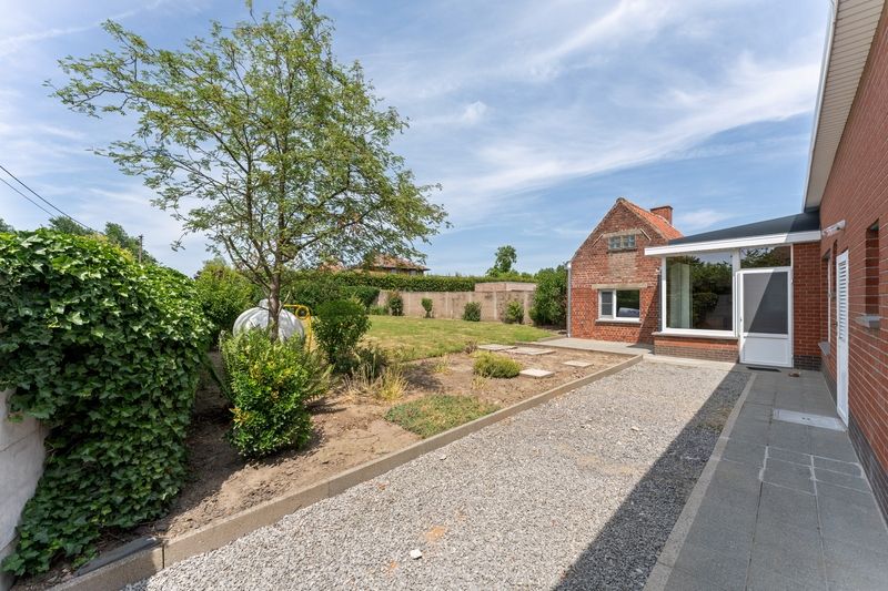 Roeselare - aan de rand van de stad : Charmante landelijke woning met tuin nabij de Zilverberg – Roeselare opp. 655 m² foto 18