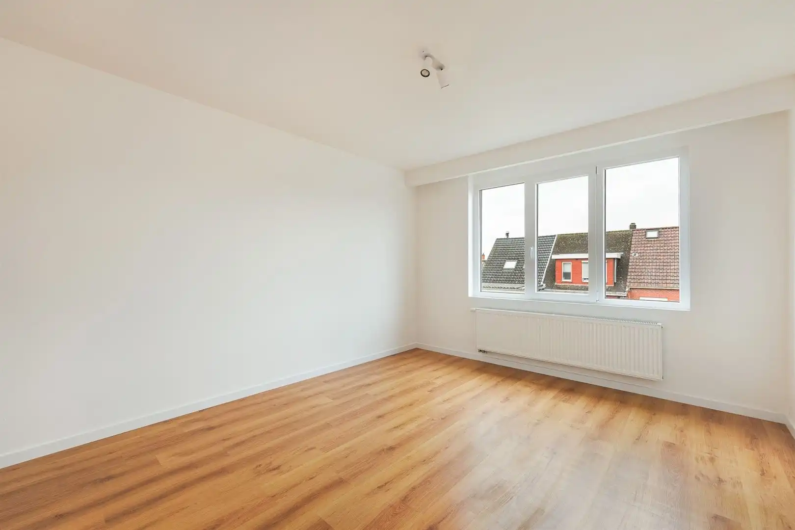 EPC B! Prachtig gerenoveerd appartement in doodlopende straat zonder bovenburen foto 22