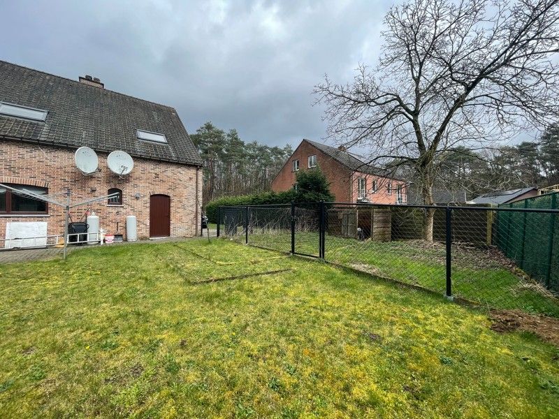 Prachtige vrijstaande woning met 4 slaapkamers op een perceel van 9a 41ca. foto 44