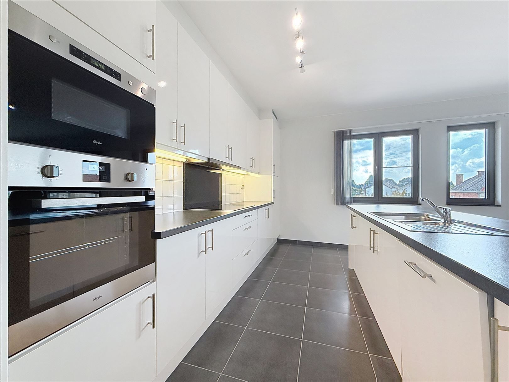 Mooi app, 3 slpks, terras, kelder en parking foto 15