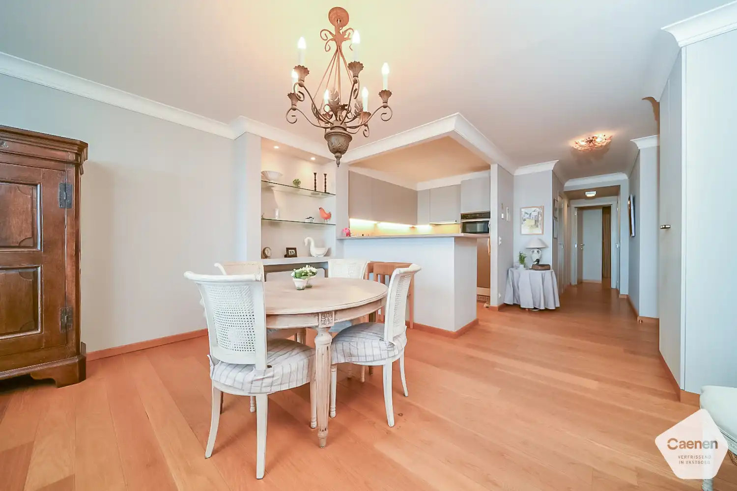 Exclusief wonen aan zee – instapklaar 2-slaapkamerappartement met adembenemend frontaal zeezicht foto 4