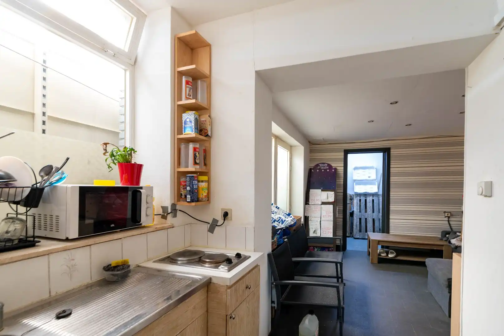 Ruim handelspand van 165 m² met tal van mogelijkheden foto 9