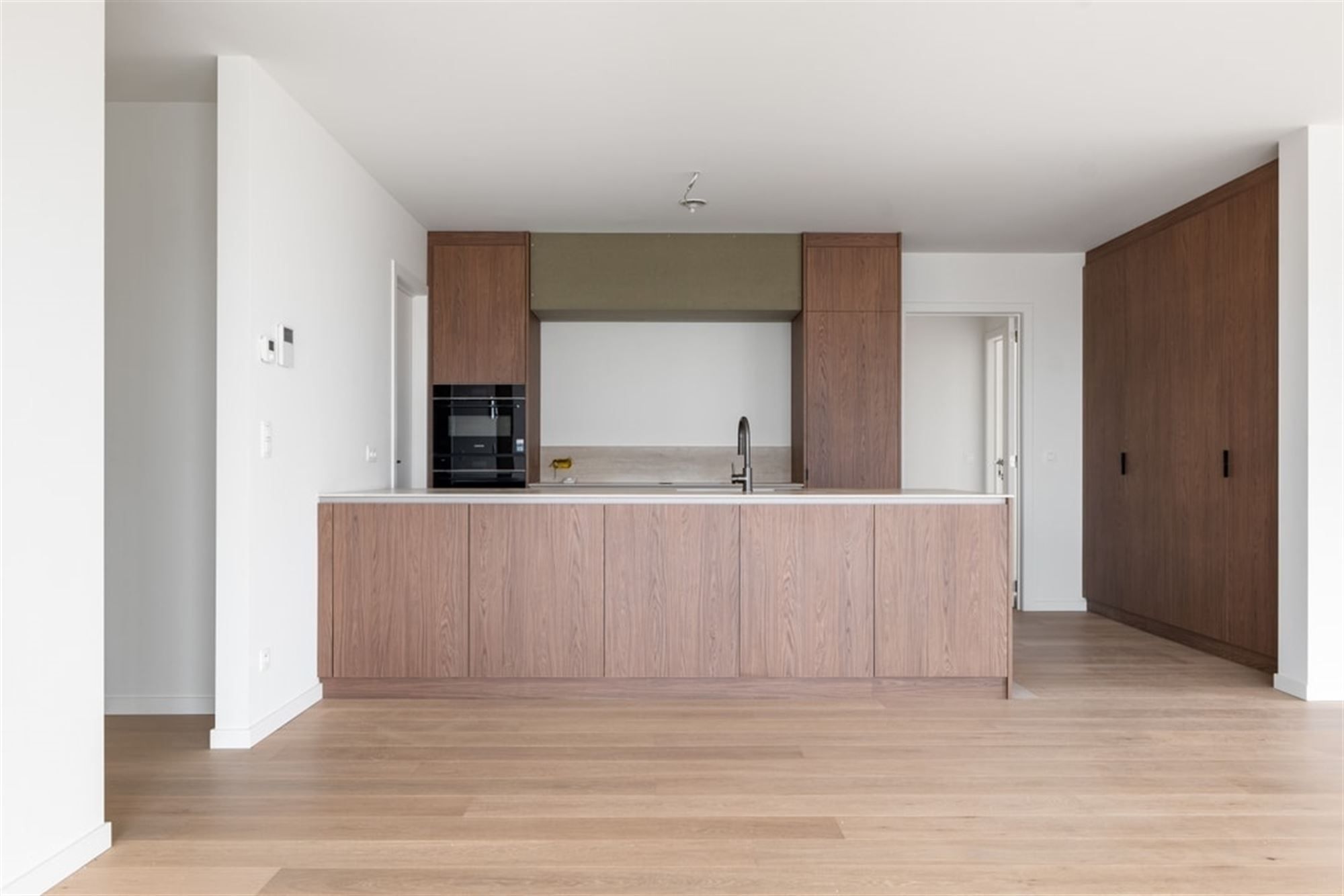 UNIEK LUXUEUS APPARTEMENT IN HASSELT MET MOGELIJKHEID AANKOOP AAN 6% BTW foto 14