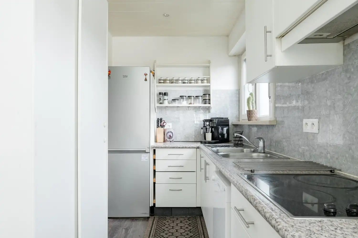 Instapklare, charmante woning op topligging nabij de Nederlandse grens foto 10