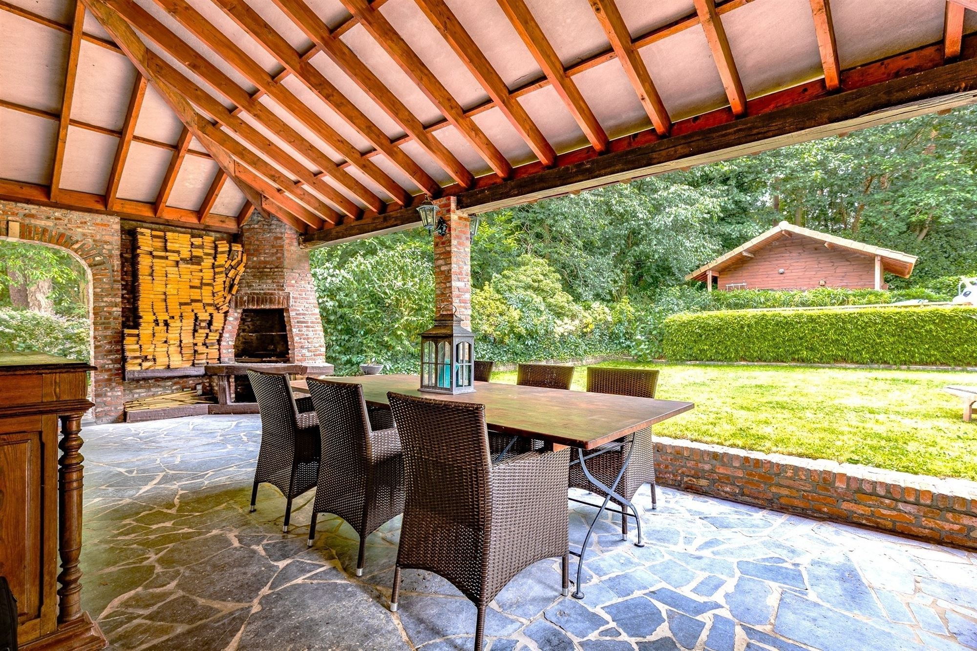 Charmante villa met 3 slaapkamers in Spaanse stijl te koop in Zoersel foto 8