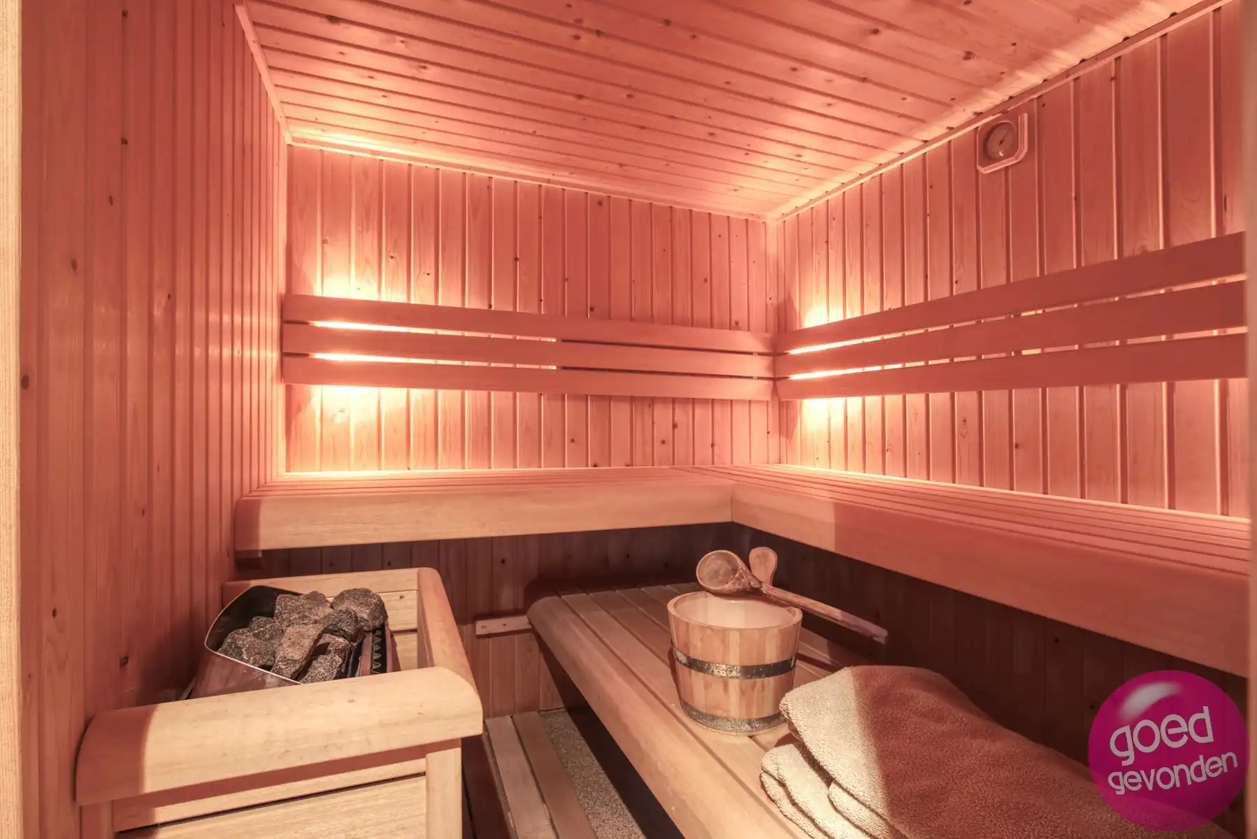 WONING - 2 tot 3 SLK - TUIN - SAUNA - GARAGE - CENTRAAL foto 39