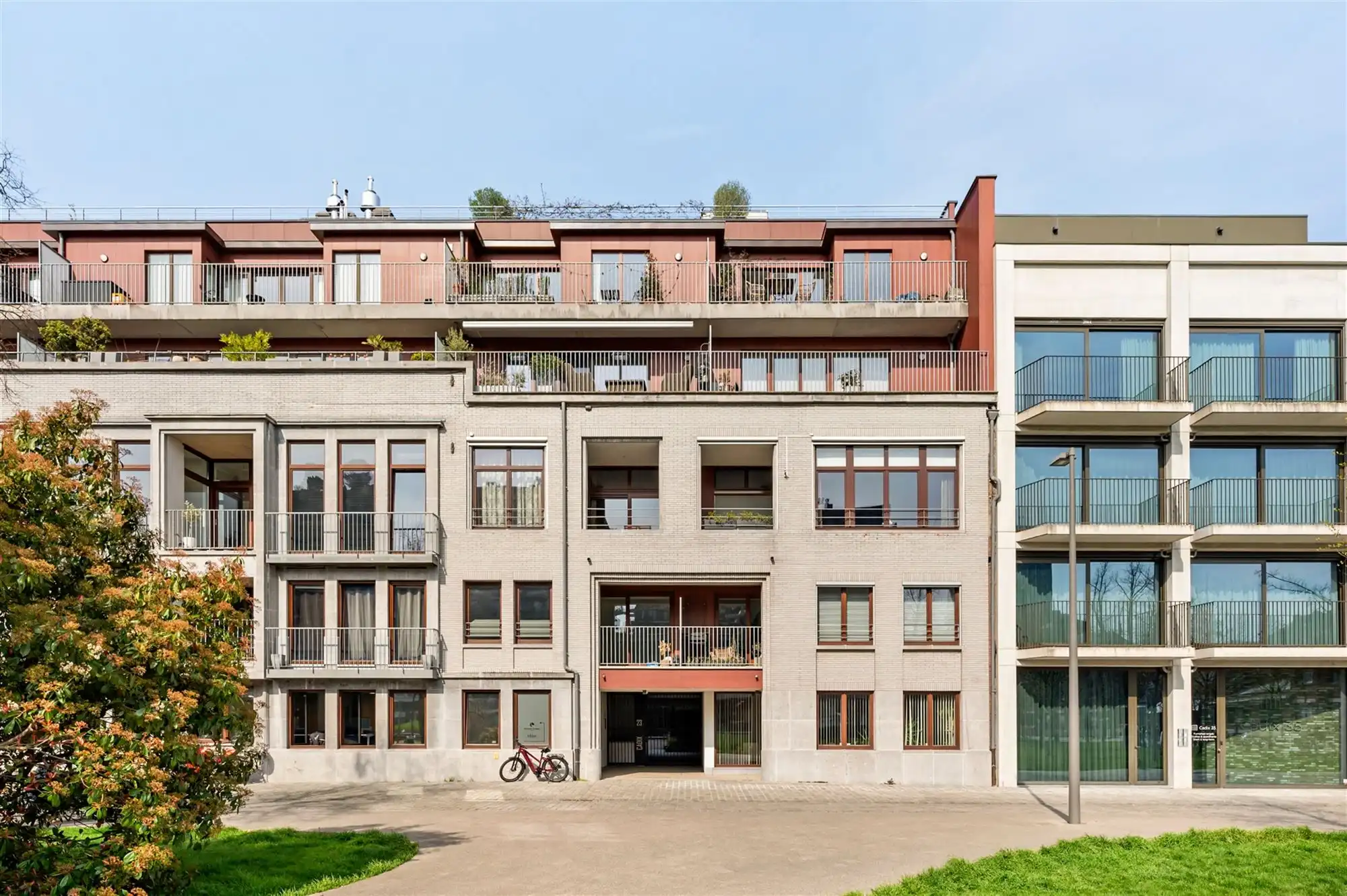 3 slaapkamer appartement met terras! foto 18