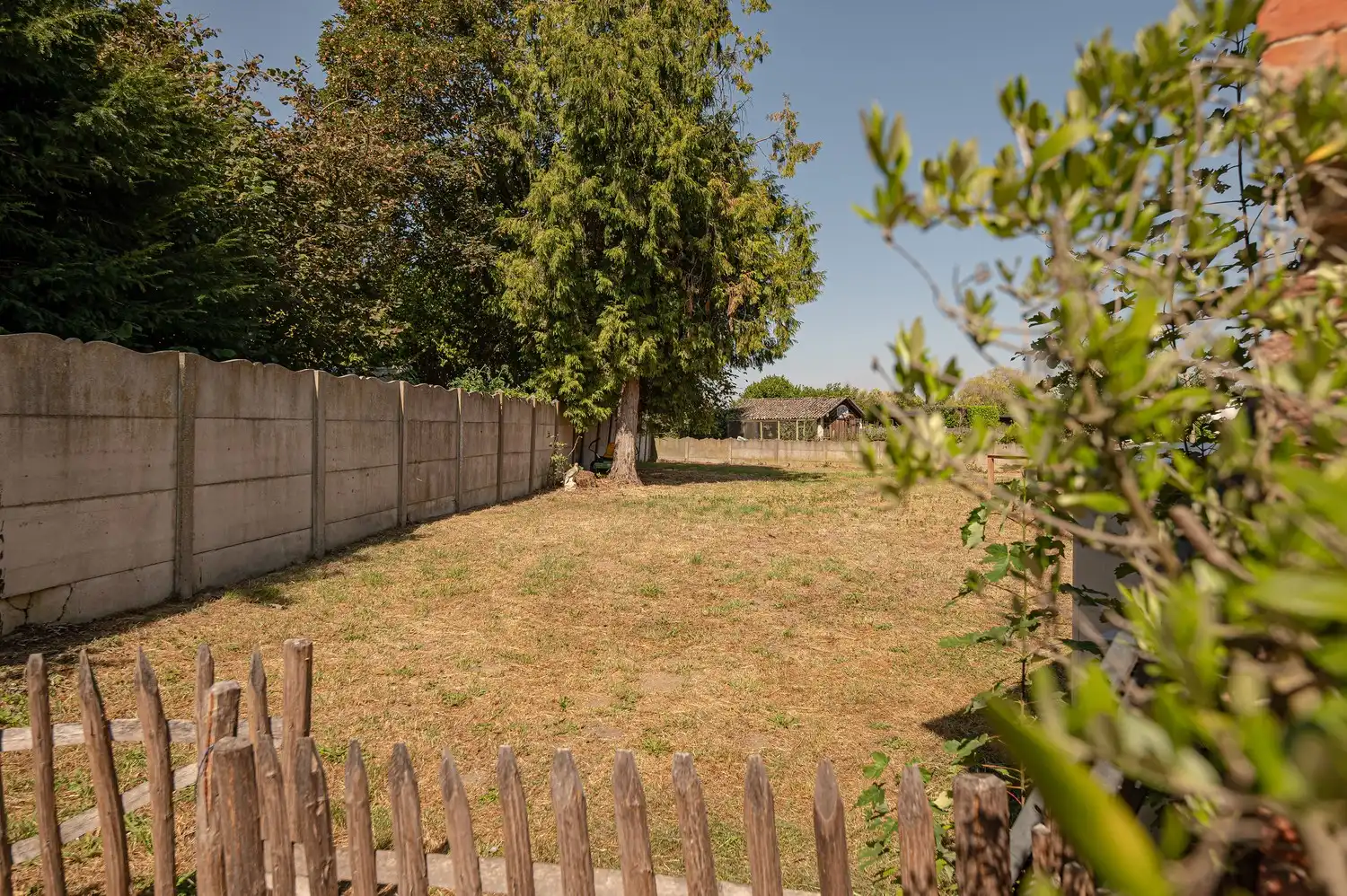 Grotendeels gerenoveerde gezinswoning op een ruim perceel van 1.084 m². foto 21