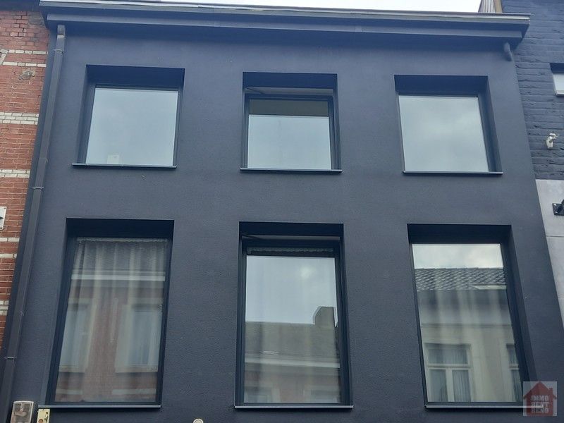 Zeer ruim triplex appartement te huur in centrum Tienen foto 1