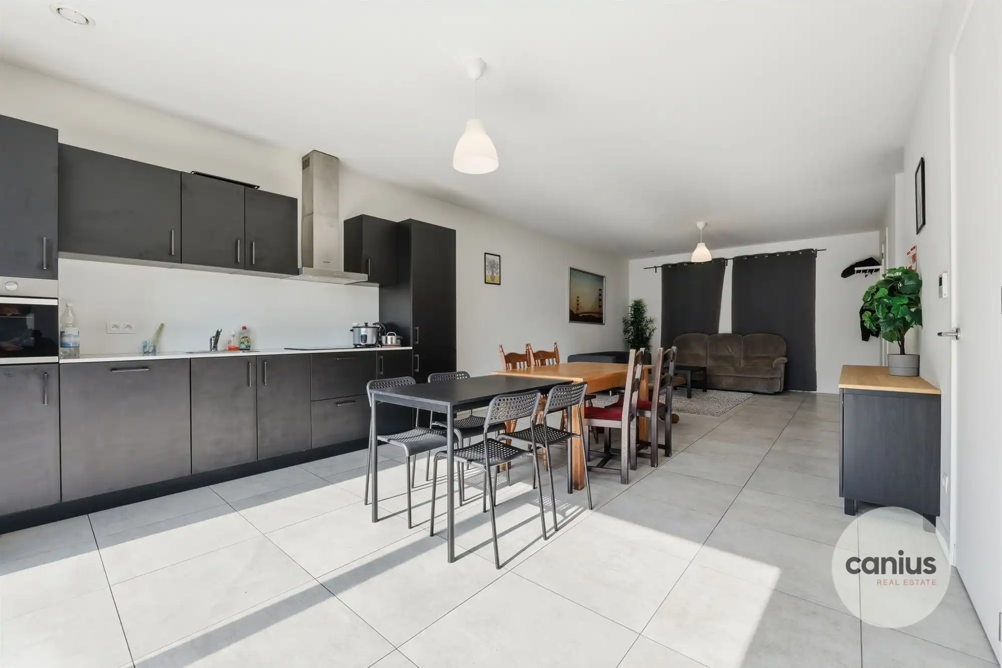 MODERNE WONING MET 3 SLKS & TUIN foto 6