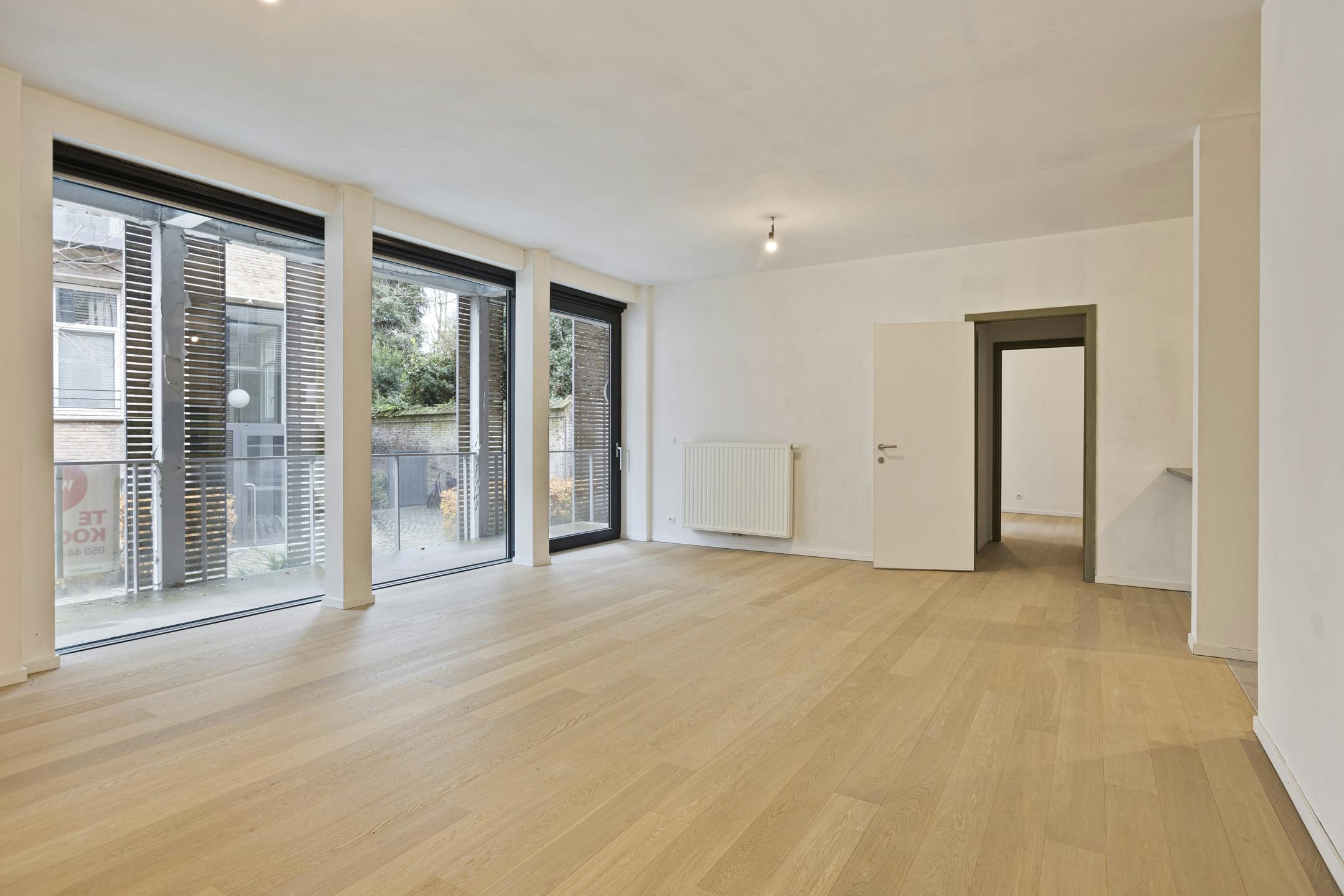 Vernieuwbouw appartement 2 slaapkamers te centrum Brugge  foto {{pictureIndex}}