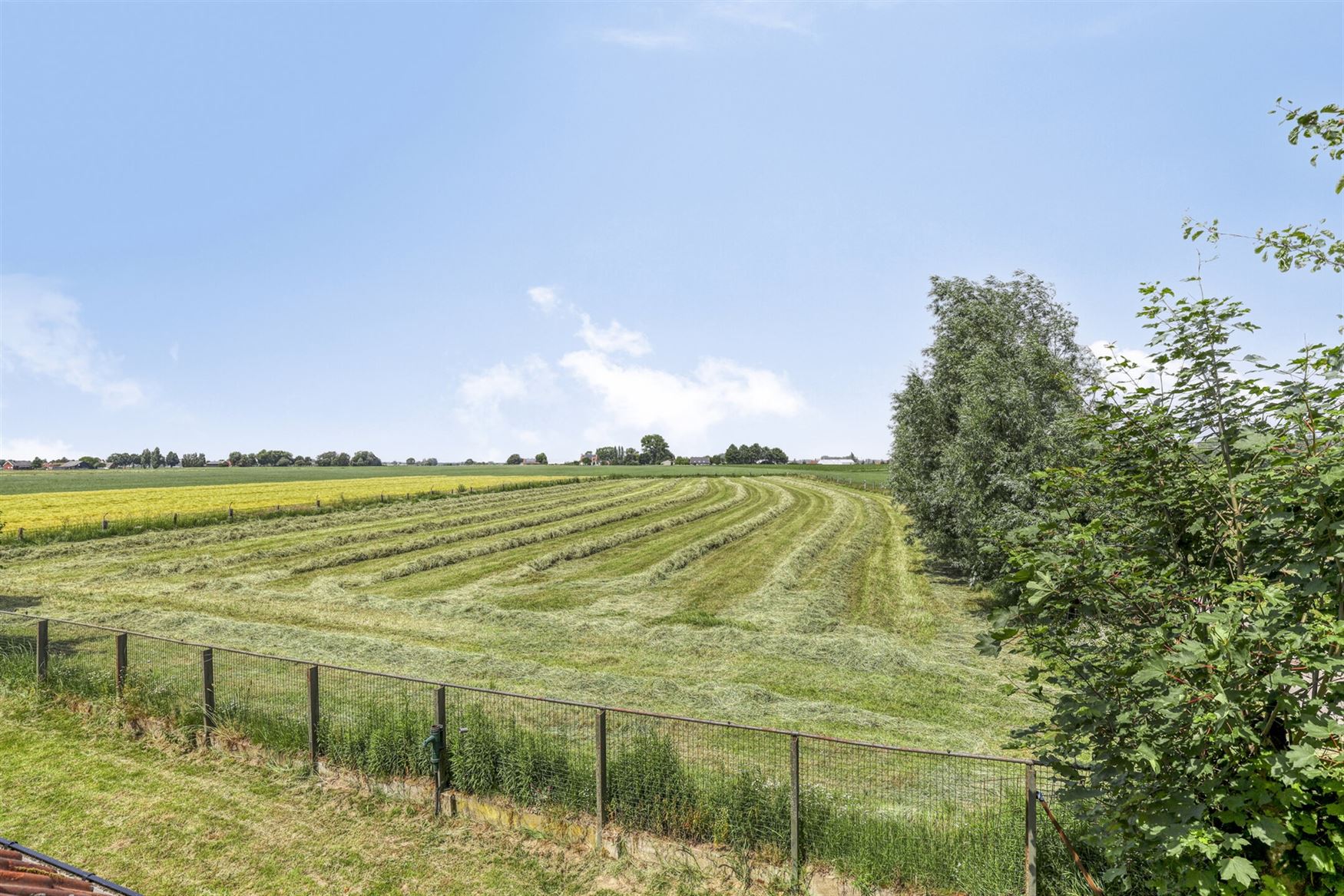 Ruime en rustig gelegen gezinswoning foto 22