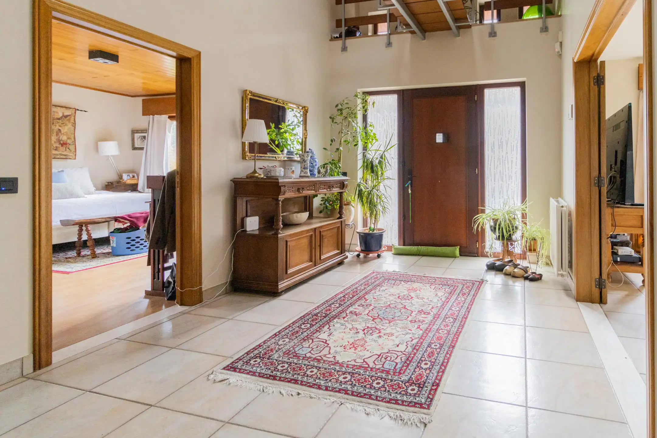 Prachtige woning met 5 slaapkamers foto 2