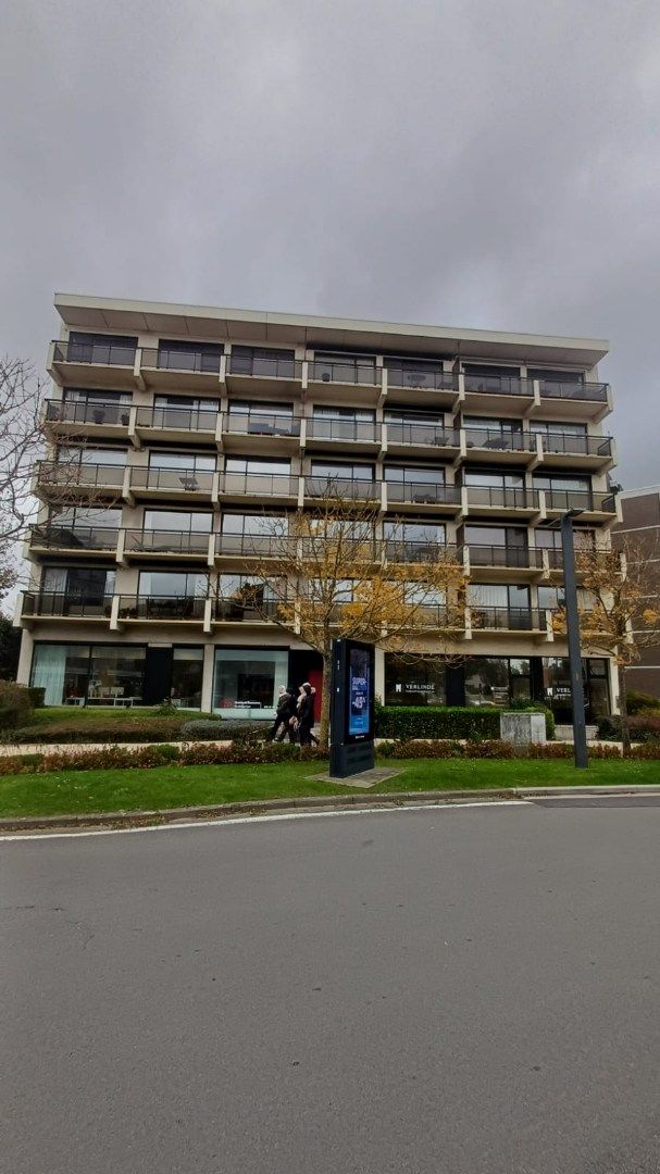 Ruim appartement met 3 slaapkamers te huur – centrum Koksijde foto 2