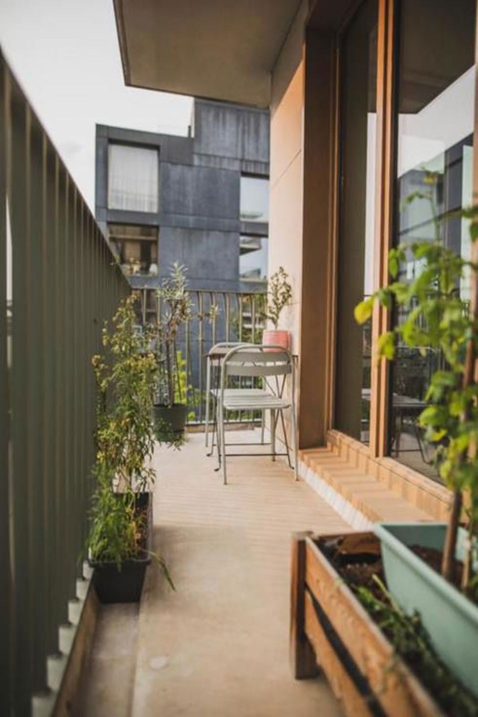 ANTWERPEN - Eénslaapkamer in recent gebouw met royaal terras foto 3