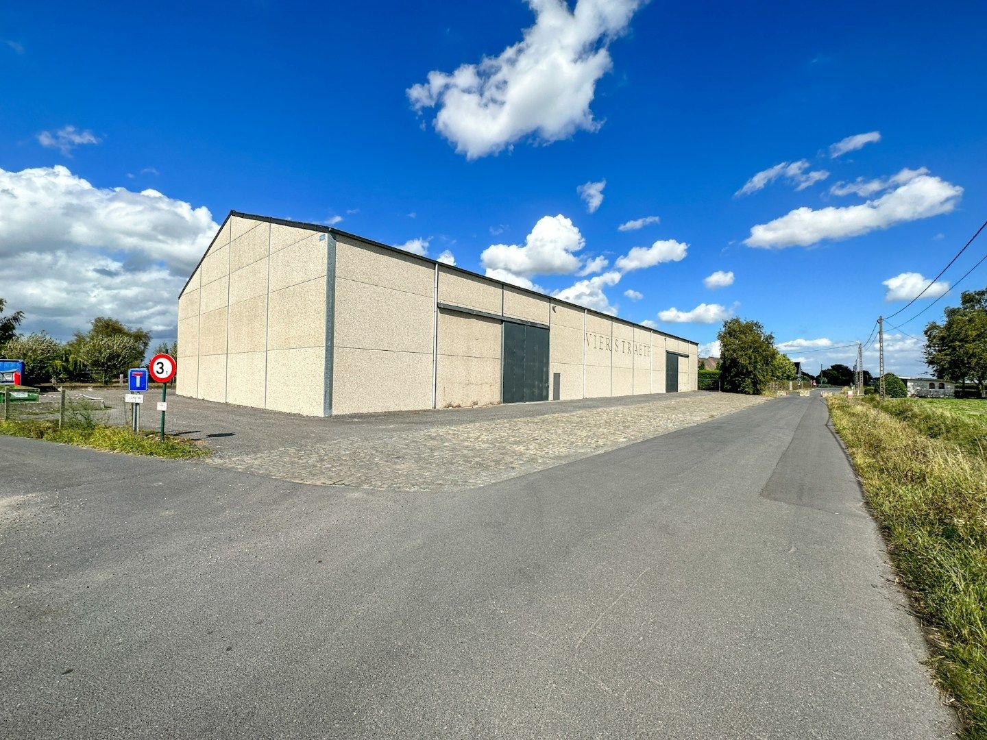 Opslagruimte/loods (1080 m²), Ichtegem foto {{pictureIndex}}