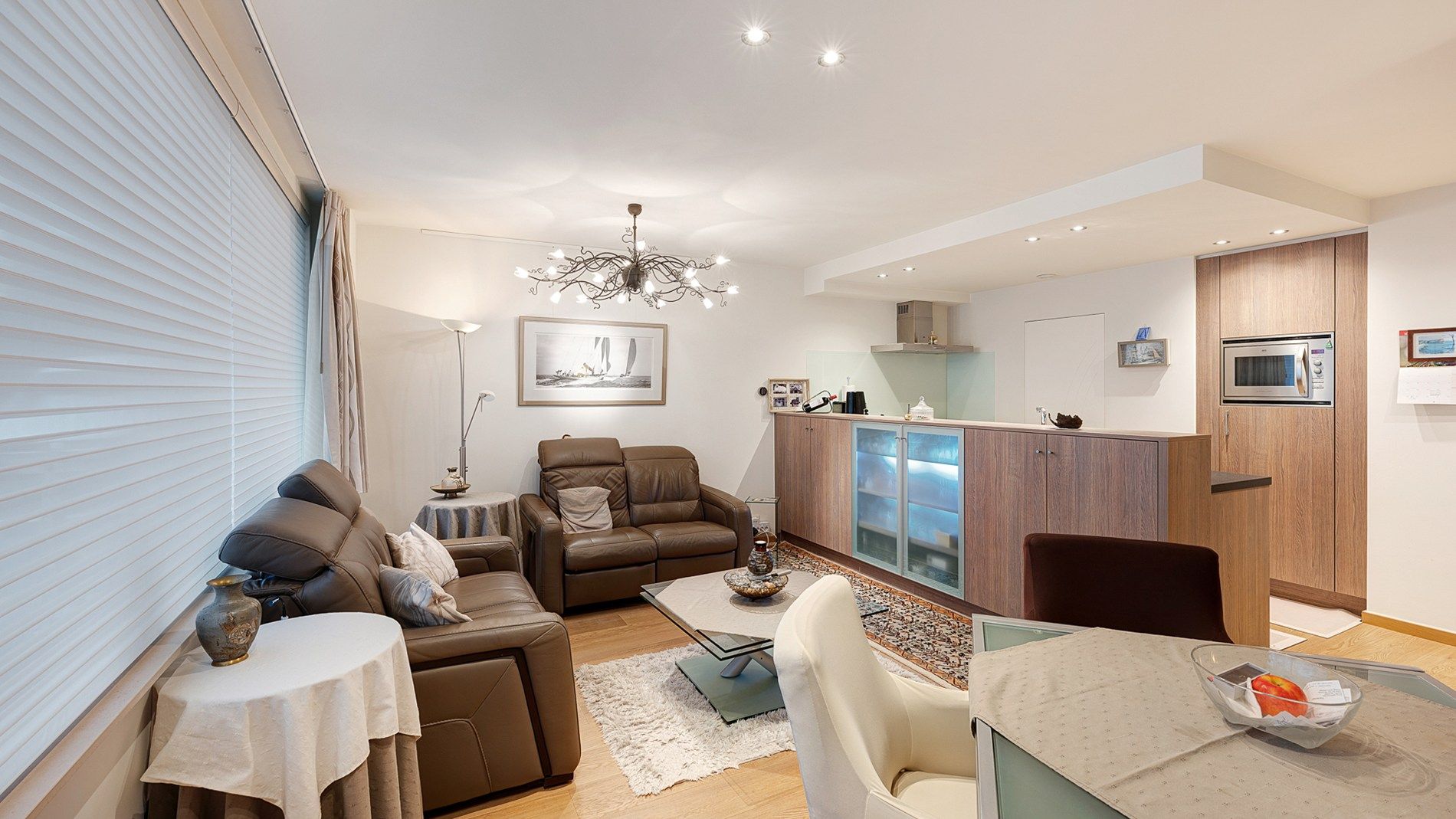 Recent appartement met groot terras nabij het strand  foto 5