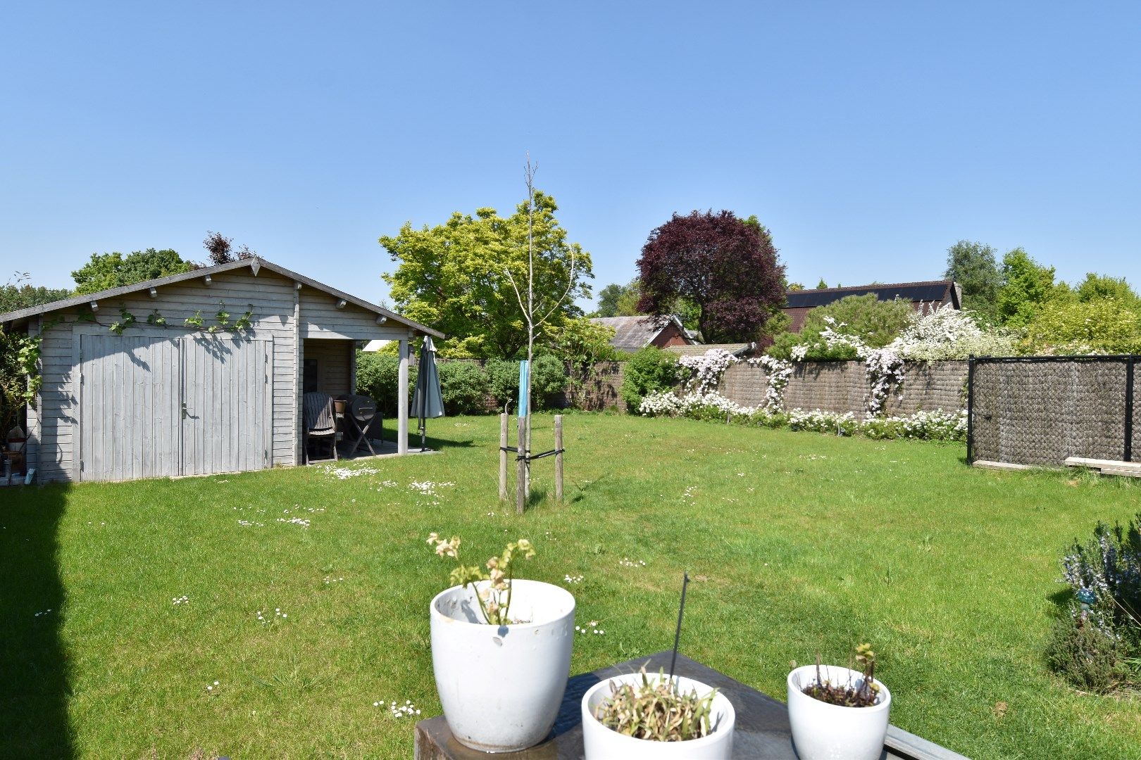 Ruime villa met 6 slaapkamers, mooi stukje tuin én residentiële ligging te Bavikhove foto 16