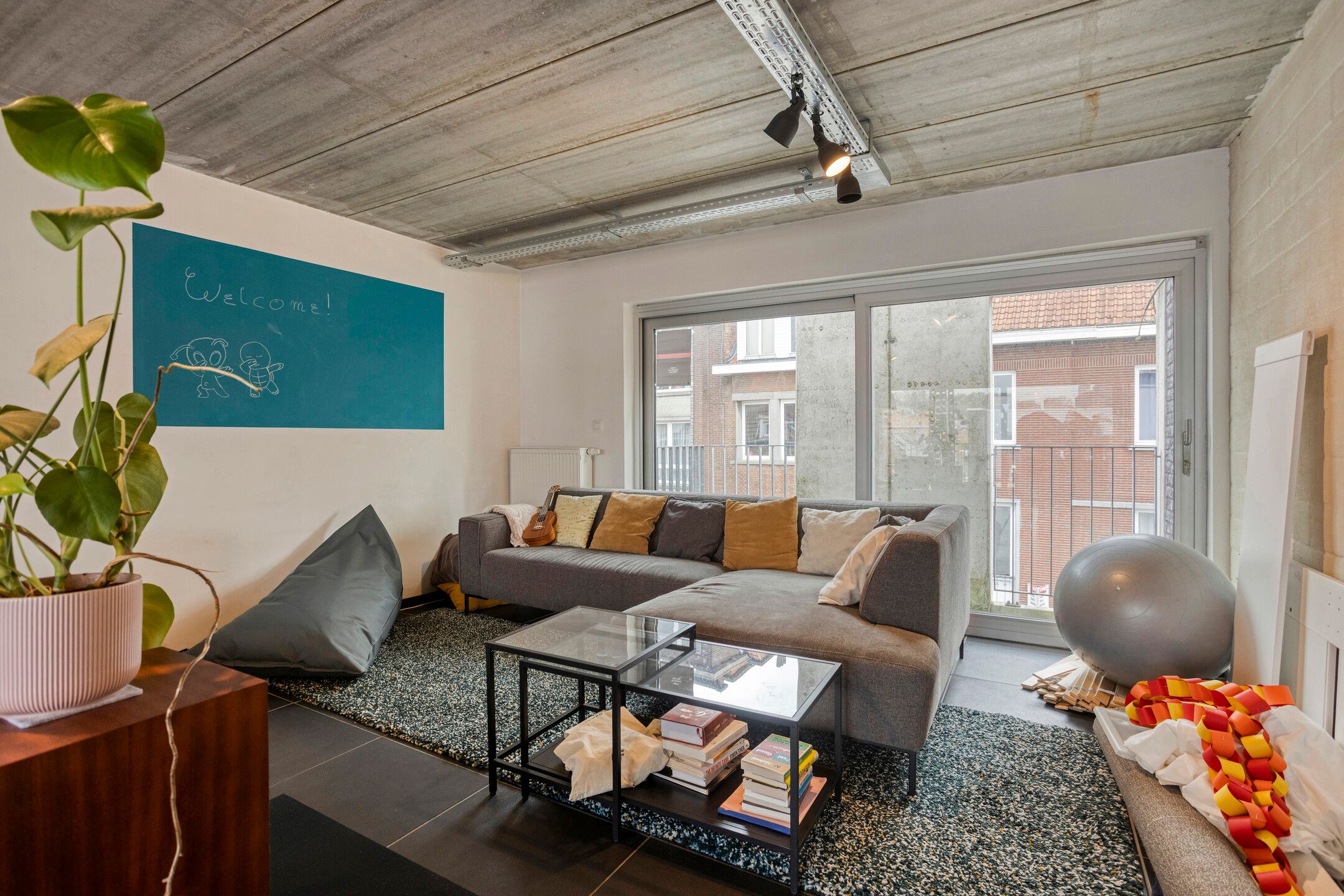 Ruime, energiezuinige penthouse met 3 slaapkamers en terras foto 4