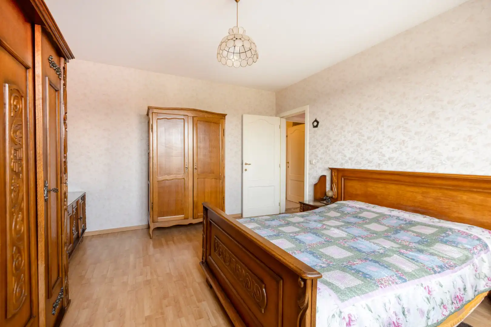 Mooi gelegen appartement met 3 slaapkamers en garage, centrum Tongeren   foto 17