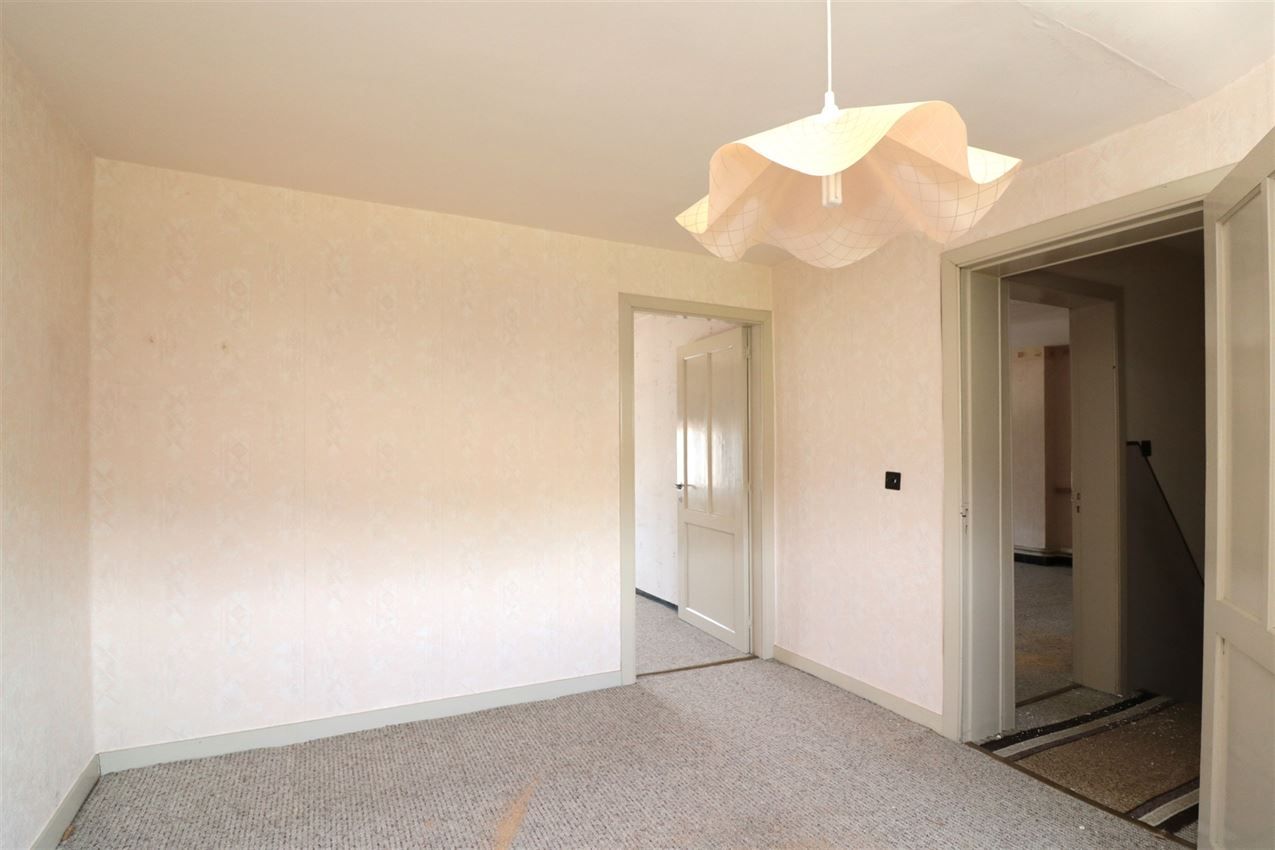 goed gelegen, renovatieproject met potentieel foto 24