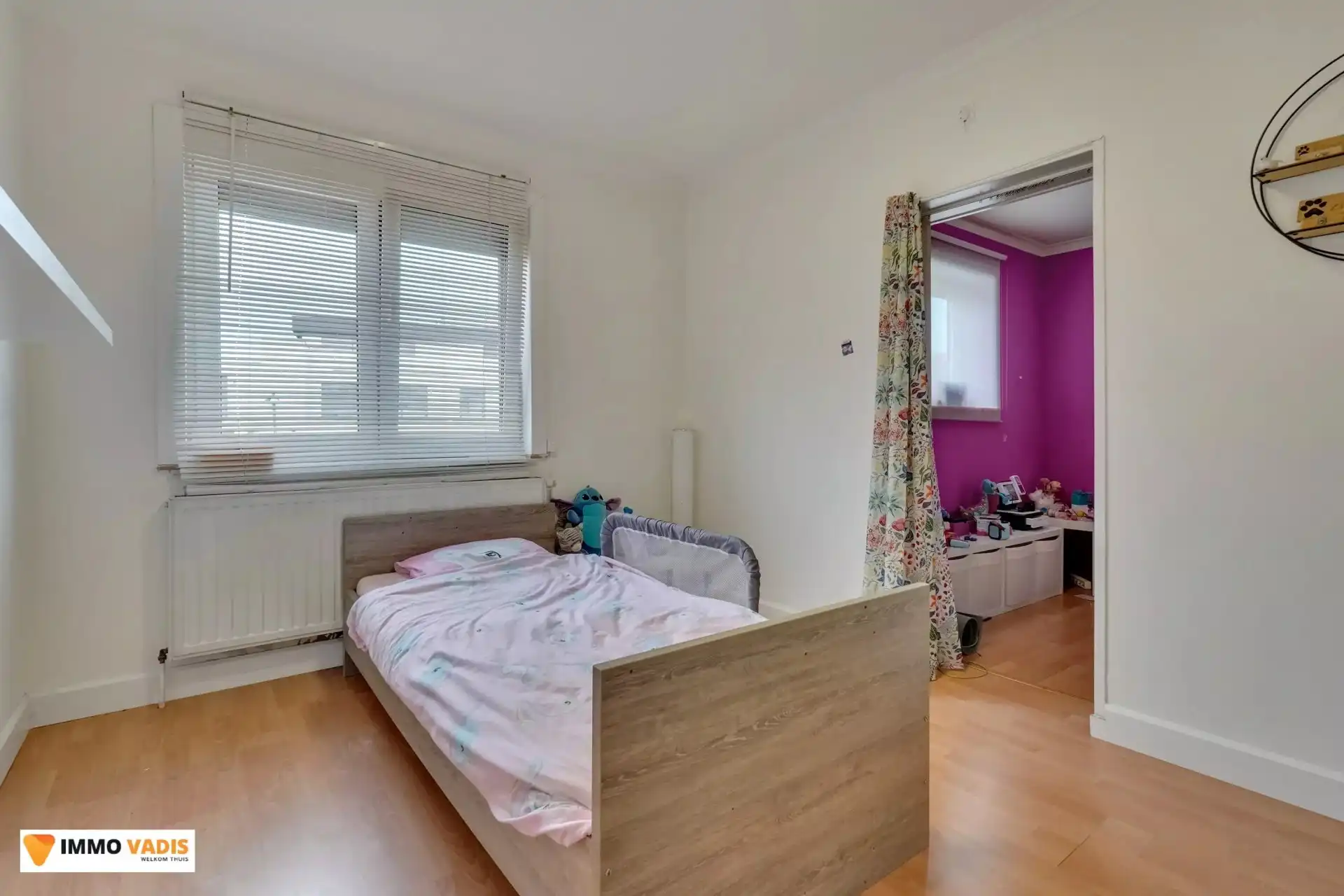 Ruime halfopen bebouwing met 3 slaapkamers en inpandige garage foto 9